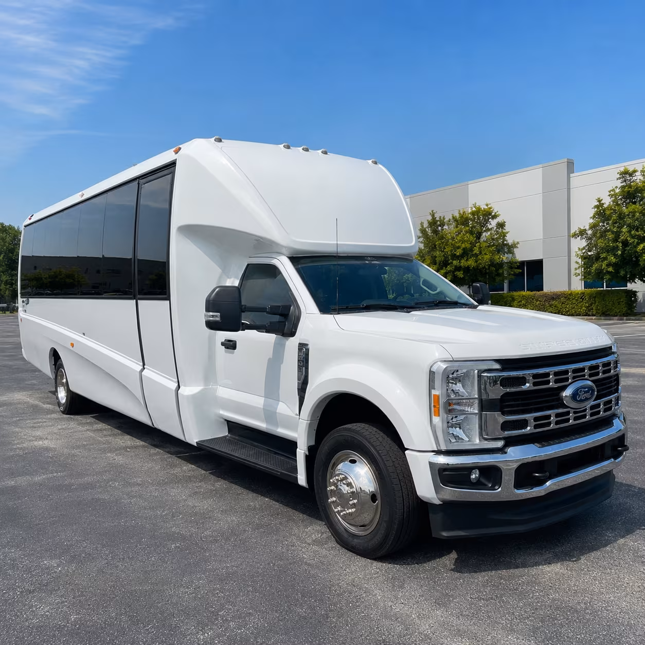 bellflower employee charter bus rentals in bellflower