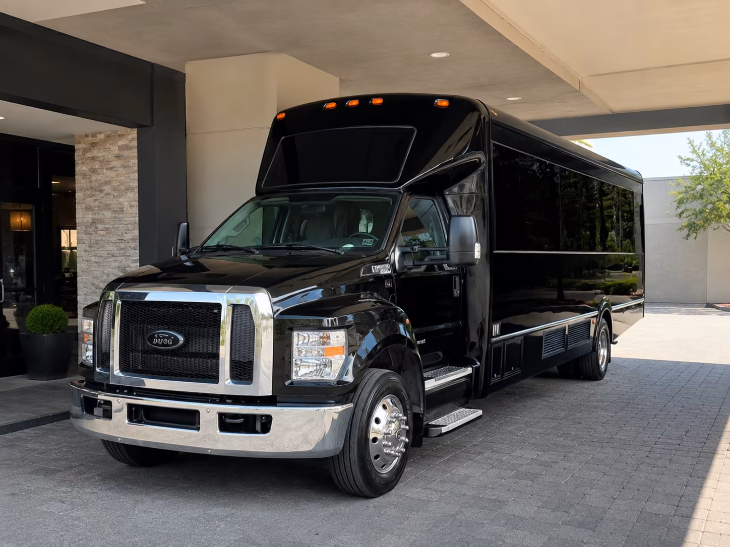 downey party bus