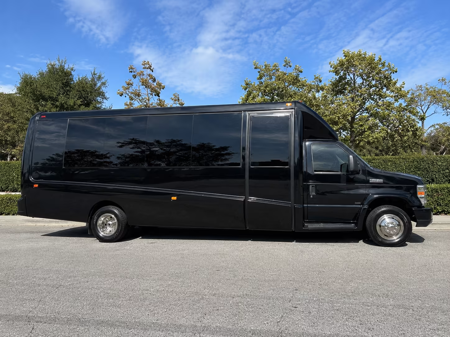 find the perfect bus for cliffside hillside and destination wedding venues near downey