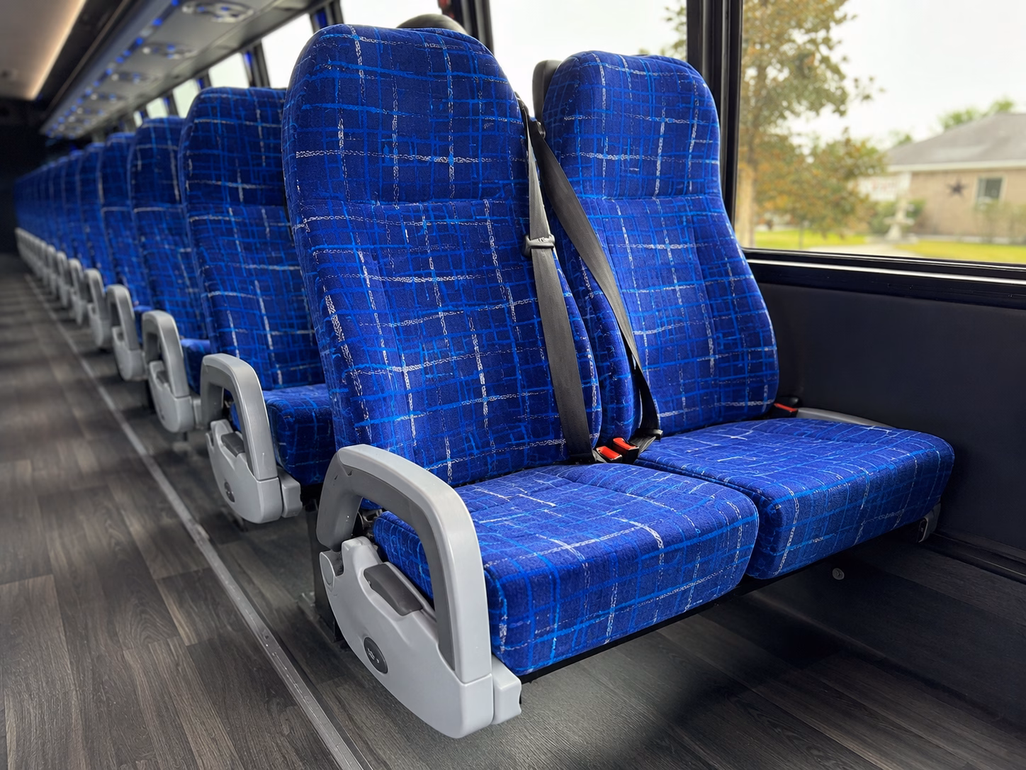 lakewood concert shuttle bus rentals in lakewood