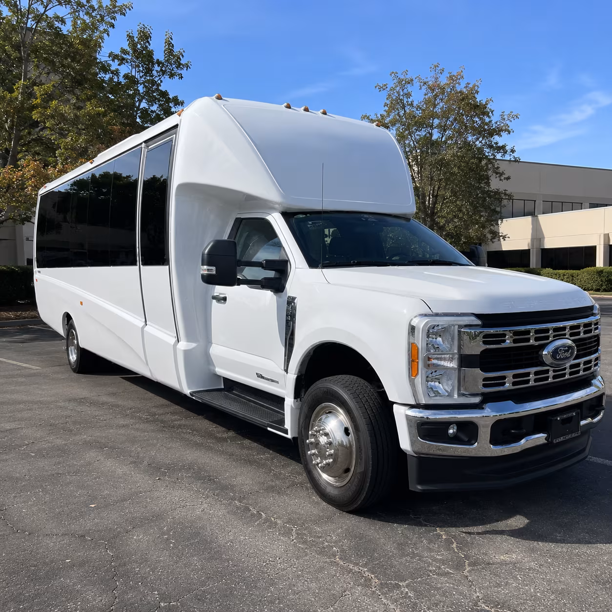 norwalk sleek charter bus rentals for norwalk corporate retreats