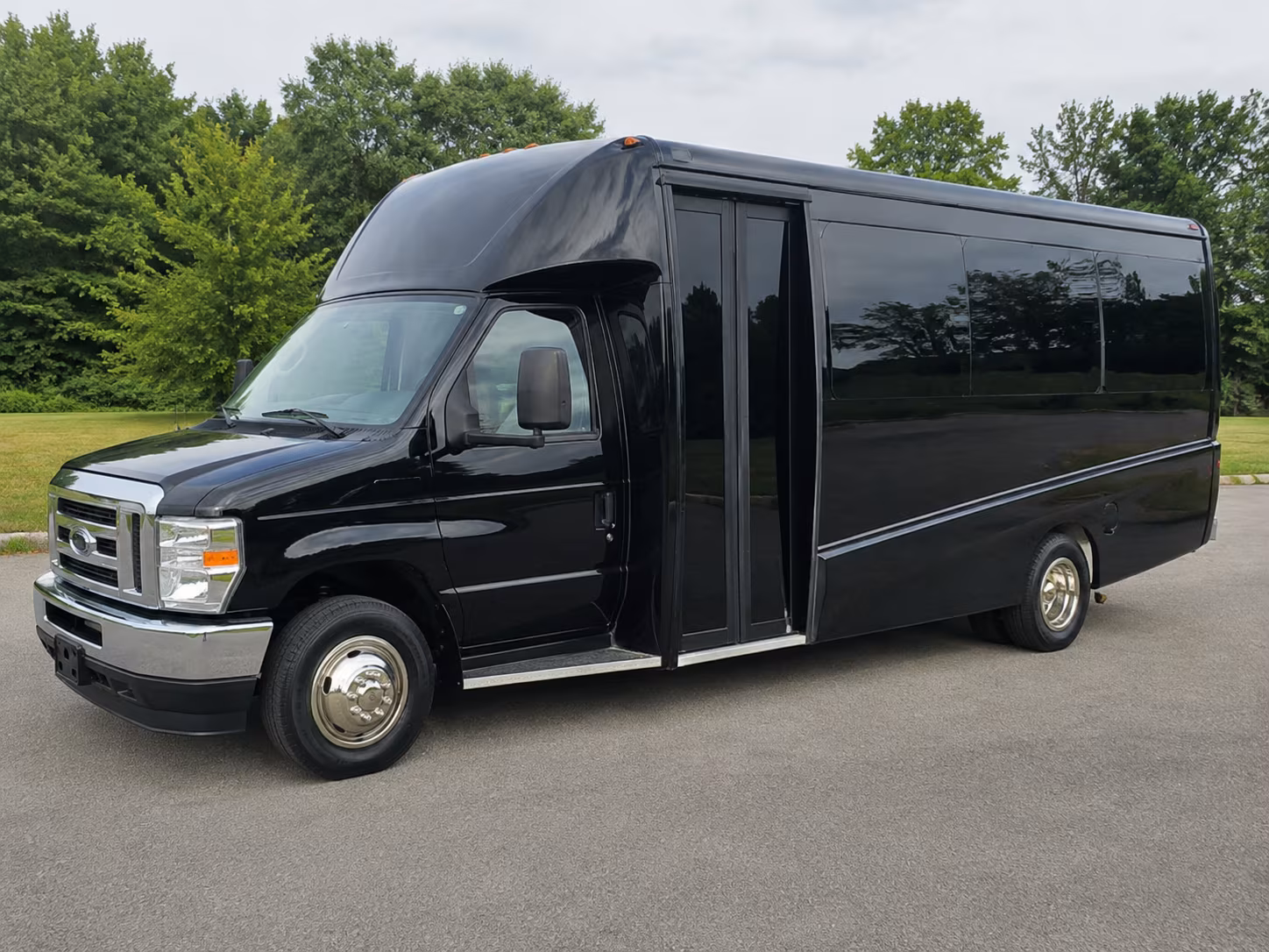 paramount start the celebration with paramount party bus rentals