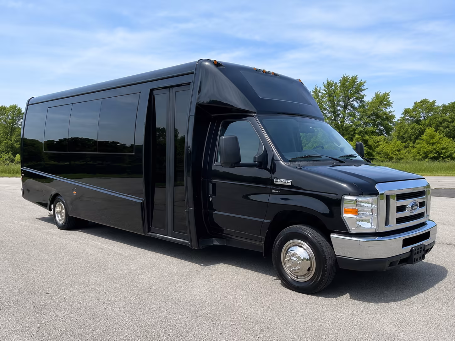 paramount travel on your schedule with paramount long distance charter bus rentals