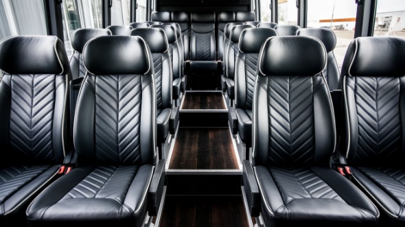 20 passenger minibus rental cerritos